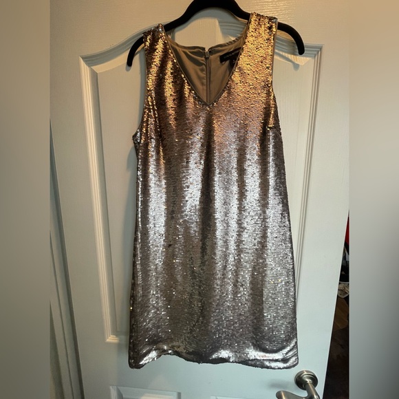 NWT, Banana Republic Shimmering Sequin Gold / Bronze Mini Dress - Picture 2 of 7